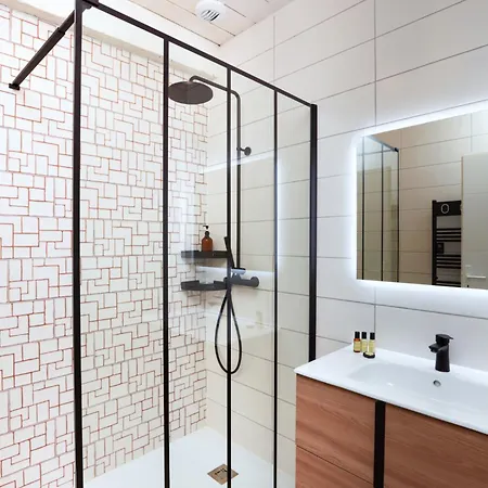 L Impasse D'anais Free Parking